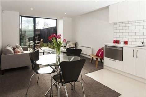 Photo of property in 1036e Colombo Street, St Albans, Christchurch, 8014