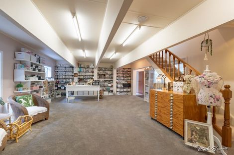 Photo of property in 13 Chichester Drive, Pinehaven, Upper Hutt, 5019