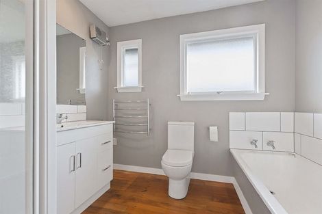 Photo of property in 130 Grimseys Road, Redwood, Christchurch, 8051