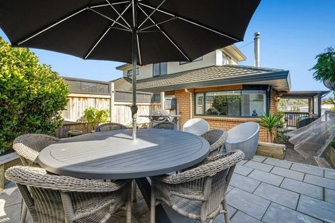 Photo of property in 2/12 Sundown Avenue, Manly, Whangaparaoa, 0930