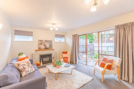 Photo of property in 20 Leinster Avenue, Raumati South, Paraparaumu, 5032