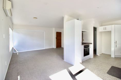 Photo of property in 3b Lake Pupuke Drive, Takapuna, Auckland, 0622