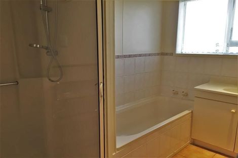 Photo of property in 7 Binda Place, Botany Downs, Auckland, 2010