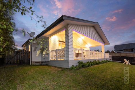 Photo of property in 7 Cambridge Road, Riverhead, 0820