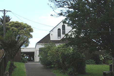 Photo of property in 12 Lewis Street, Blockhouse Bay, Auckland, 0600