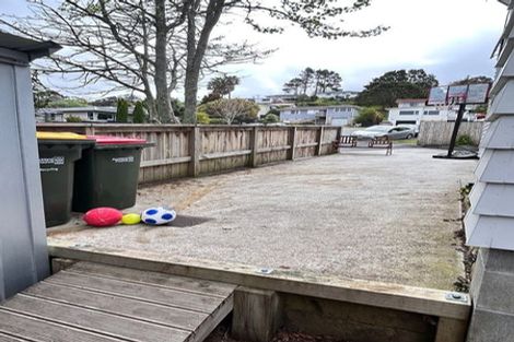 Photo of property in 23a Sequoia Place, Sunnynook, Auckland, 0620