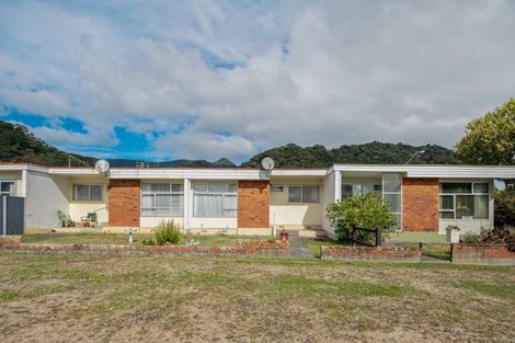 Photo of property in 2/24 Scotland Street, Picton, 7220