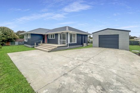 Photo of property in 79a Ngatai Street, Manaia, 4612