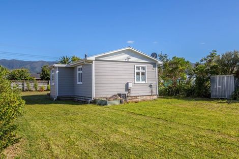 Photo of property in 53 Waite Street, Featherston, 5710