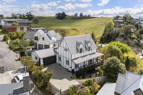 Photo of property in 18 Sandon Road, Feilding, 4702
