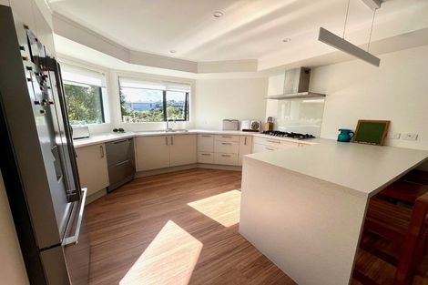 Photo of property in 26 Rimu Road, Stanmore Bay, Whangaparaoa, 0932