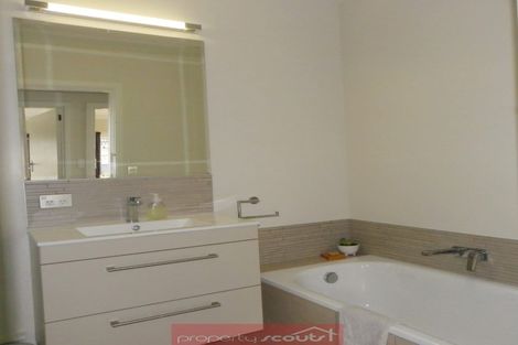 Photo of property in 17 Manor Place, Bryndwr, Christchurch, 8053