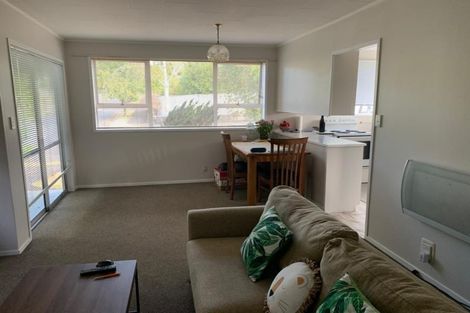 Photo of property in 20a Lidcombe Place, Avondale, Auckland, 1026