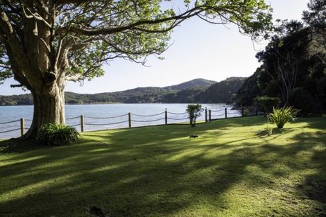 Photo of property in 75b Manawaora Road, Russell, 0272