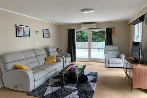 Photo of property in 15 Goddard Grove, Churton Park, Wellington, 6037