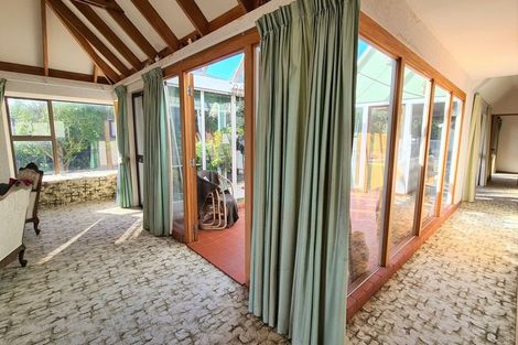 Photo of property in 6 Halse Place, Opunake, 4616