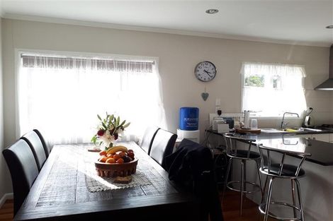 Photo of property in 25 Michaels Avenue, Ellerslie, Auckland, 1051