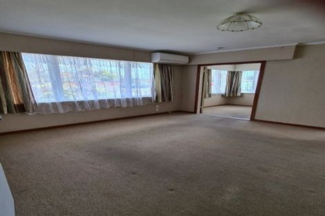 Photo of property in 128a Great South Road, Takanini, 2112