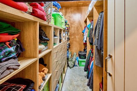 Photo of property in 132 Bing Lucas Drive, Tawa, Wellington, 5028