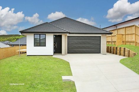 Photo of property in 12 Viv Green Place, Pokeno, 2402