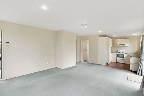 Photo of property in 2/8 Thistledown Place, Woolston, Christchurch, 8062