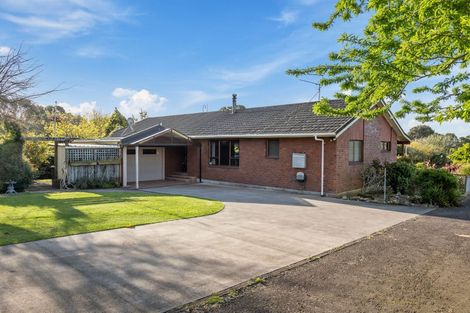 Photo of property in 18 Onaero Beach Road, Onaero, Waitara, 4383