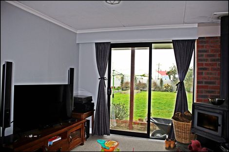 Photo of property in 46 Lanark Street, Balclutha, 9230