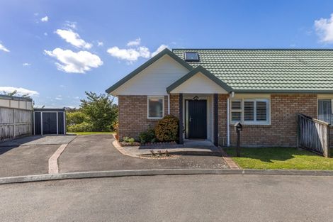 Photo of property in 45a Apple Terrace, Ranui, Porirua, 5024