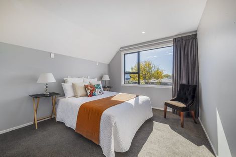 Photo of property in 17 Sayers Crescent, Ilam, Christchurch, 8041