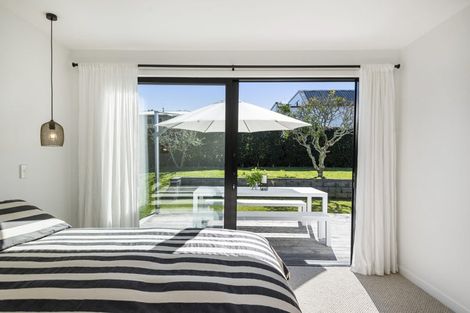 Photo of property in 48 Sylvia Road, Hillcrest, Auckland, 0627