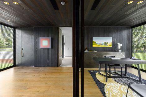Photo of property in 23 Foster Road, Kumeu, 0891
