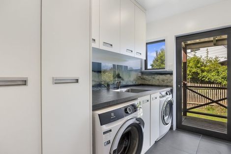 Photo of property in 87 Walton Park Avenue, Fairfield, Dunedin, 9018