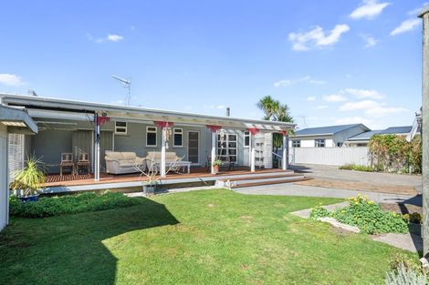 Photo of property in 49 George Street, Levin, 5510