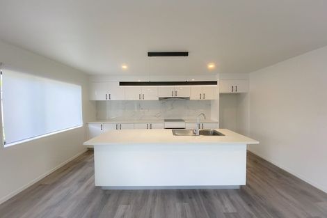 Photo of property in 7 Apple Lane, Henderson, Auckland, 0610