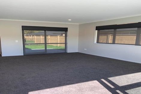 Photo of property in 15 Shearwater Lane, Whitby, Porirua, 5024