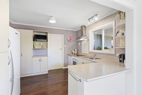 Photo of property in 99 Isleworth Road, Bishopdale, Christchurch, 8053