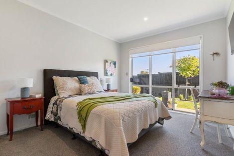 Photo of property in 8 Huarahi Pai Road, Huapai, Kumeu, 0810