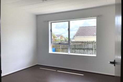 Photo of property in 1/43 Blacklock Avenue, Henderson, Auckland, 0612