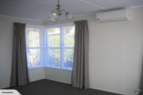 Photo of property in 20 Avenue Road, Foxton, 4814