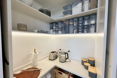 Photo of property in 8 Jocelyn Way, Mosgiel, 9024