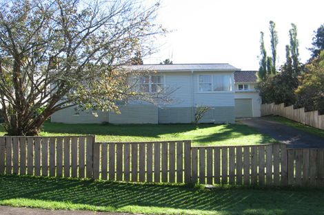 Photo of property in 5 Mariana Place, Glen Eden, Auckland, 0602