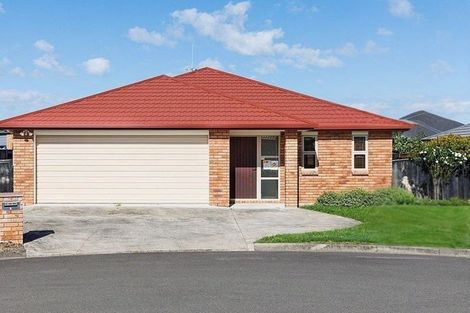 Photo of property in 7 Angelina Way, Kelvin Grove, Palmerston North, 4414