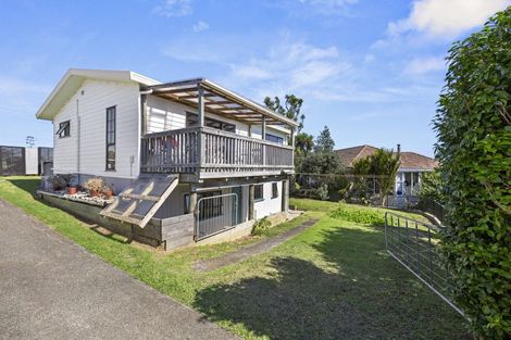 Photo of property in 4 Norrie Avenue, Raglan, 3225