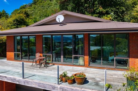 Photo of property in 67a York Street, Picton, 7220