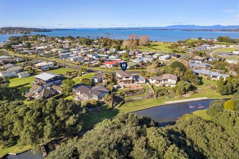 Photo of property in 46 Roretana Drive, Athenree, Katikati, 3177