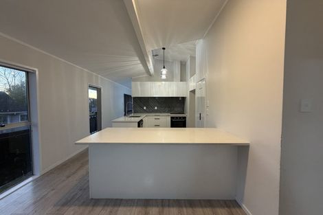 Photo of property in 69 Redoubt Road, Goodwood Heights, Auckland, 2105