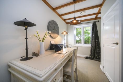 Photo of property in 6 Carlton Avenue, Palmerston North, 4414