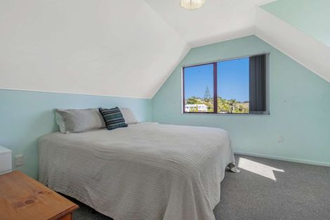 Photo of property in 5 Dudley Crescent, Cable Bay, 0420