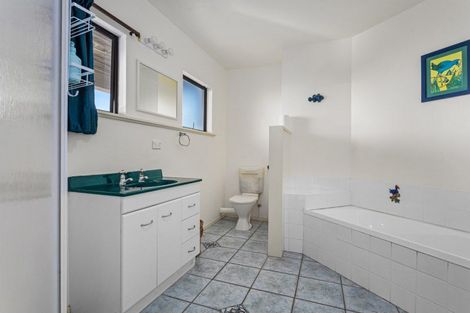 Photo of property in 880a Thornton Road, Thornton, Whakatane, 3194