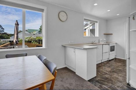 Photo of property in 16 Plympton Street, Brooklands, New Plymouth, 4310